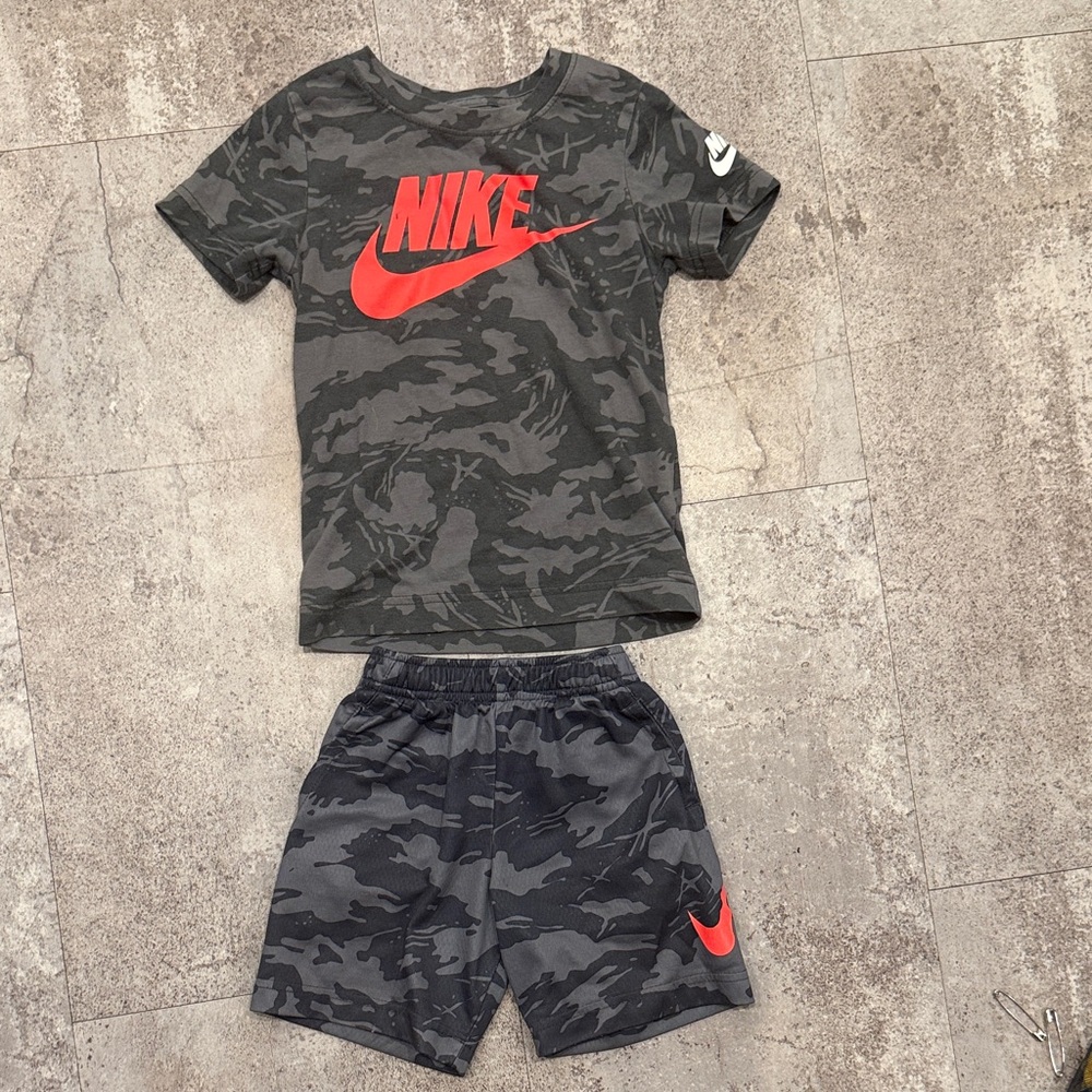 Nike Gray Camo Set with Red Logo